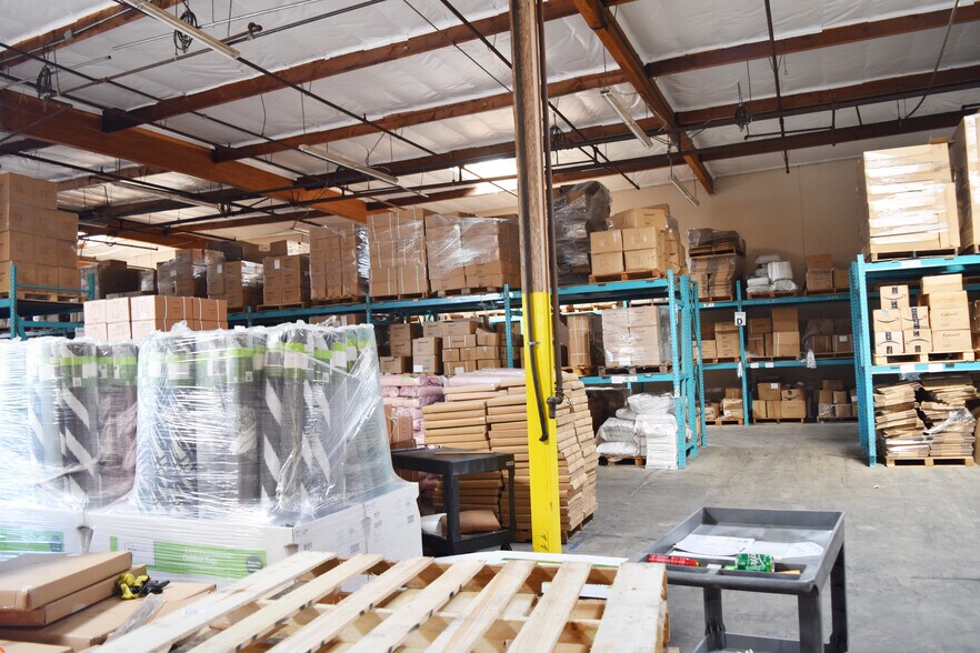 More Photos Of 1683 Sierra Madre Cir, Placentia Warehouse For Lease