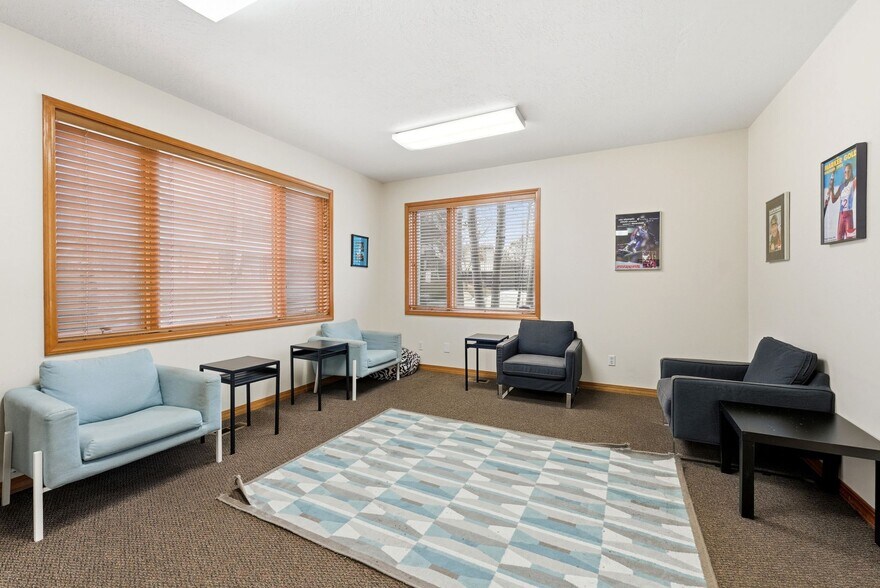 More Photos Of 1762 Prospector Ave, Park City Office For Lease