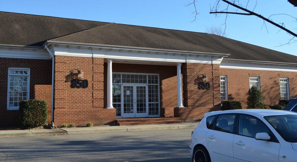 More Photos Of 850 Tidewater Dr, Norfolk Flex For Lease