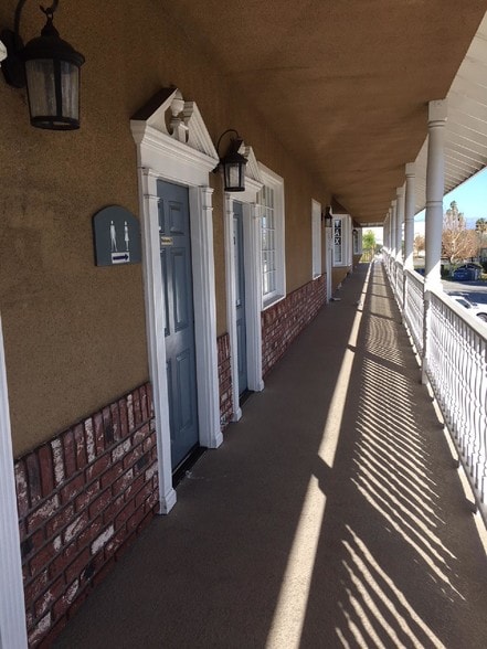 More Photos Of 408 S Beach Blvd, Anaheim Medical For Sale