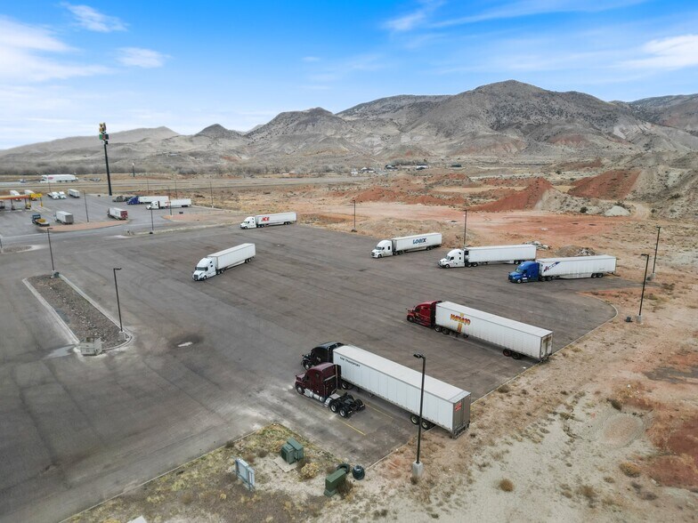 More Photos Of 2055 S & State St, Salina Service Station For Sale