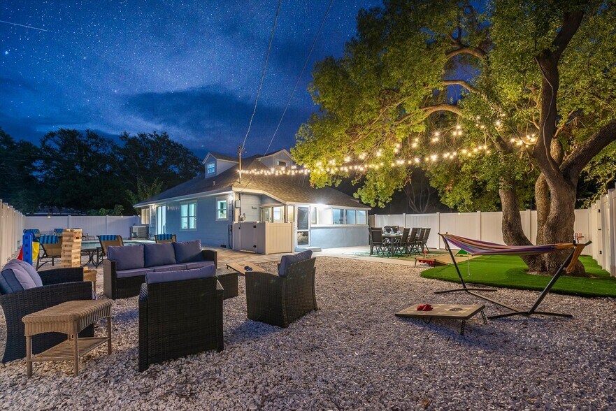 Primary Photo Of 4000 46th St N, Saint Petersburg Hospitality For Sale