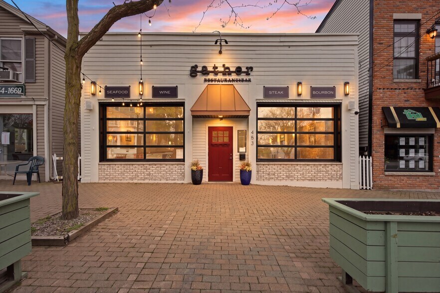 More Photos Of 453 Center St, Lewiston Restaurant For Sale