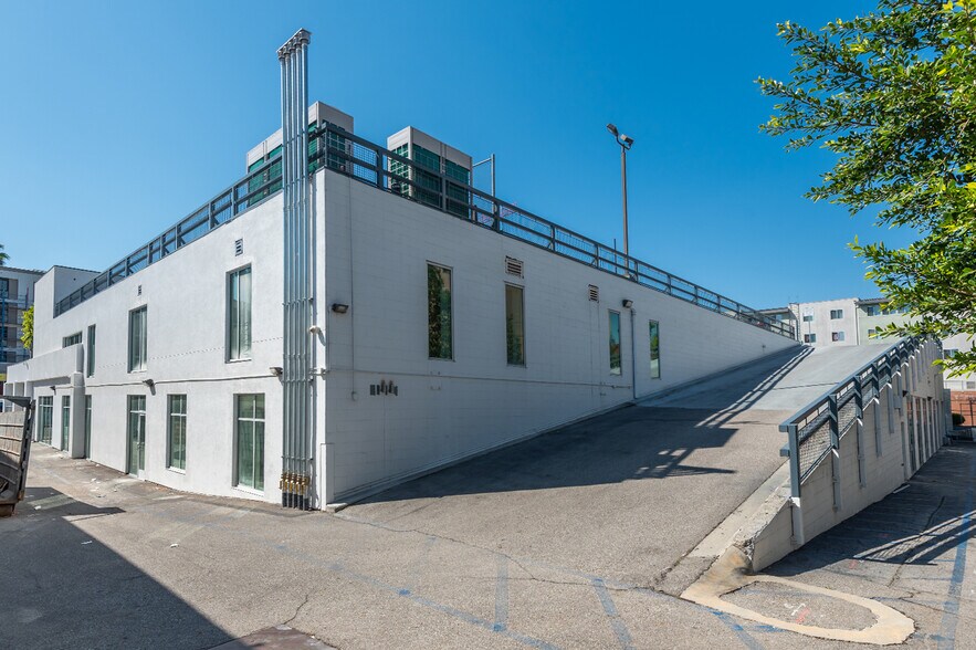 More Photos Of 5419 W Sunset Blvd, Los Angeles Loft Creative Space For Sale