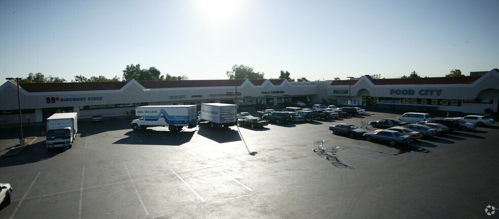 More Photos Of 4239-4339 W Mcdowell Rd, Phoenix Storefront For Lease