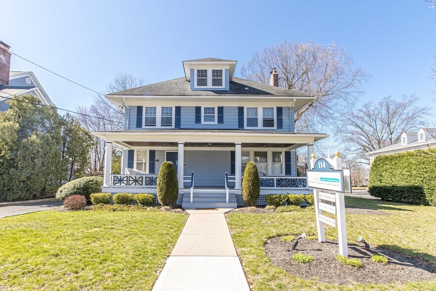 More Photos Of 114 S Euclid Ave, Westfield Office For Sale