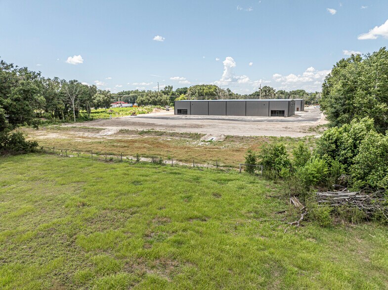 More Photos Of 3023 E C 48, Center Hill Warehouse For Sale