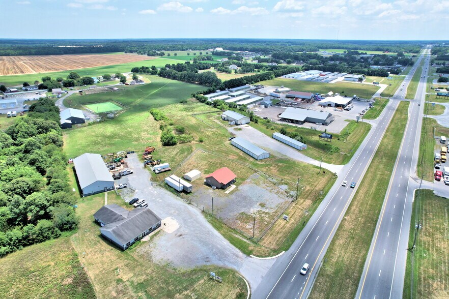 More Photos Of 20643 Sussex Hwy, Seaford Warehouse For Lease