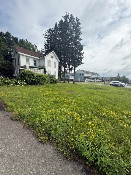 More Photos Of 132 Saratoga Rd, Schenectady Land For Sale