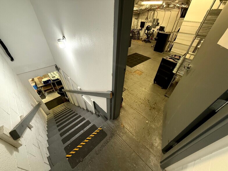 More Photos Of 1447 Santa Fe Ave, Long Beach Manufacturing For Sale