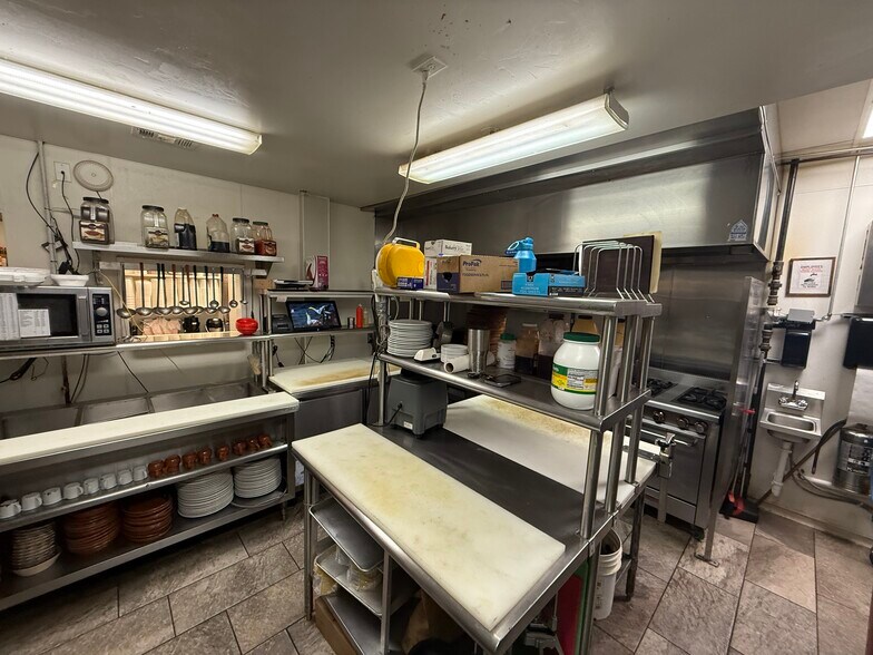 More Photos Of 109 E Corpening Ave, La Mesa Restaurant For Sale