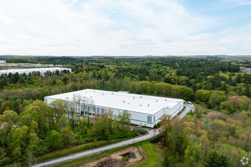 More Photos Of 150 Hayes Memorial Dr, Northborough Distribution For Lease