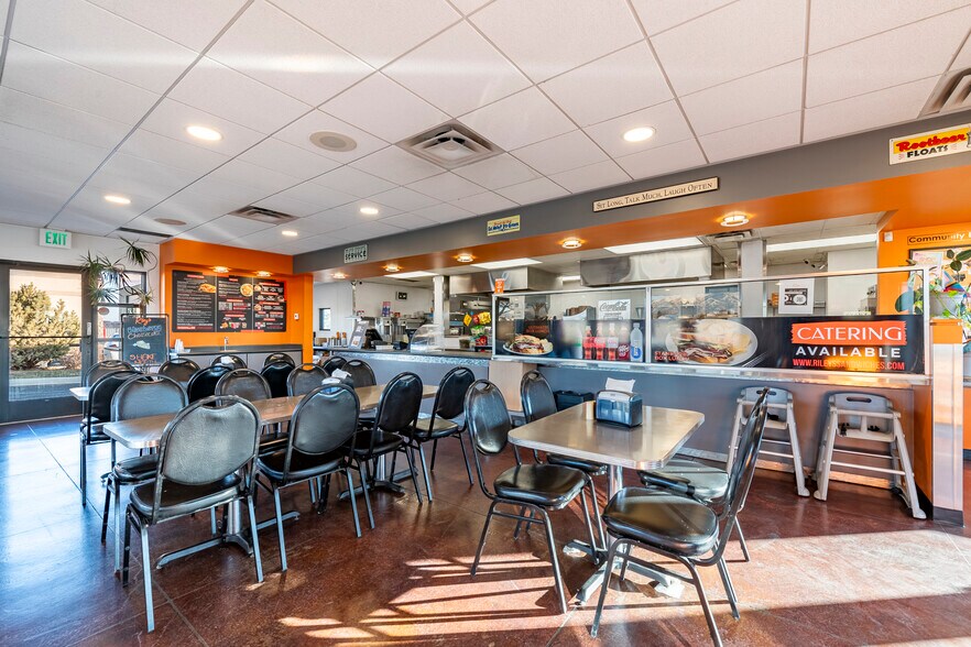 More Photos Of 7903 S Airport Rd, West Jordan Fast Food For Sale