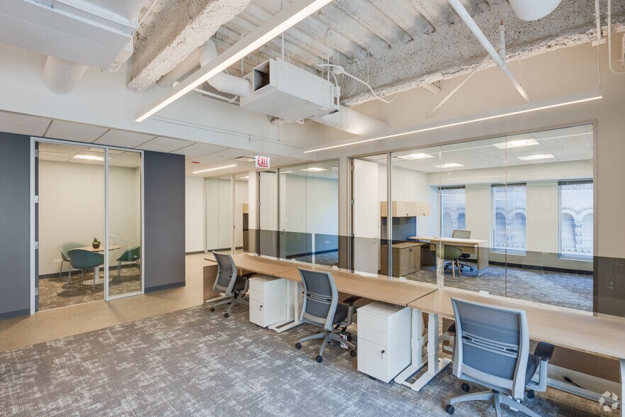 More Photos Of 190 S La Salle St, Chicago Office For Lease