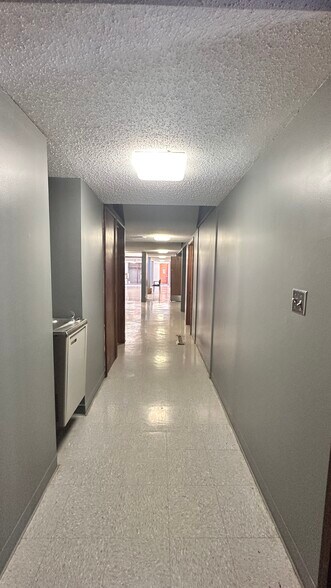 More Photos Of 7300 Nieman Rd, Shawnee Specialty For Sale
