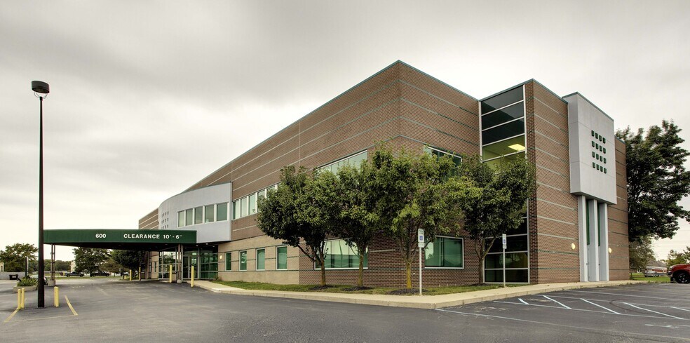 More Photos Of 5250 E US Highway 36, Avon Medical For Lease