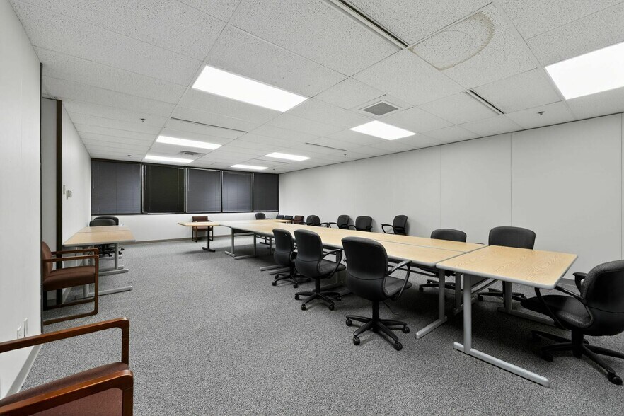 More Photos Of 400 TechneCenter Dr, Milford Office For Sale