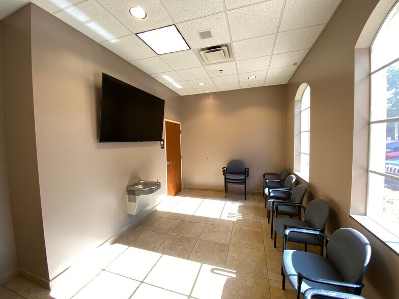 More Photos Of 1900 N Central Ave, Kissimmee Medical For Lease
