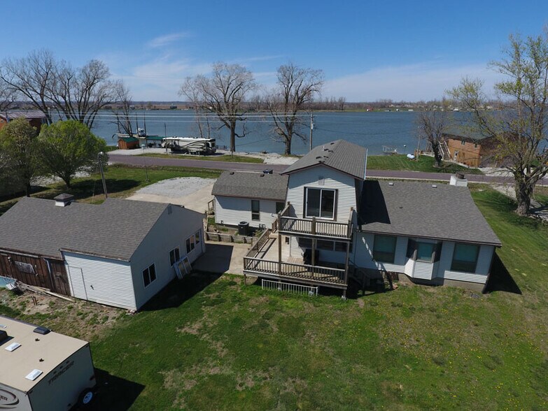 More Photos Of 493 Lake Shore Dr, Craig Land For Sale