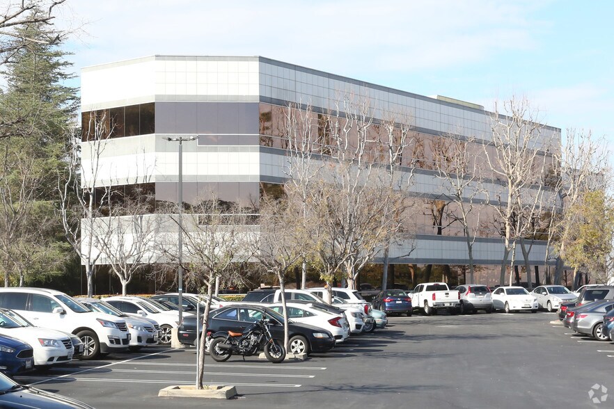 More Photos Of 21700 Copley Dr, Diamond Bar Office For Lease