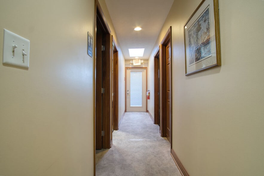 More Photos Of 1654 Mardon Dr, Dayton Medical For Sale