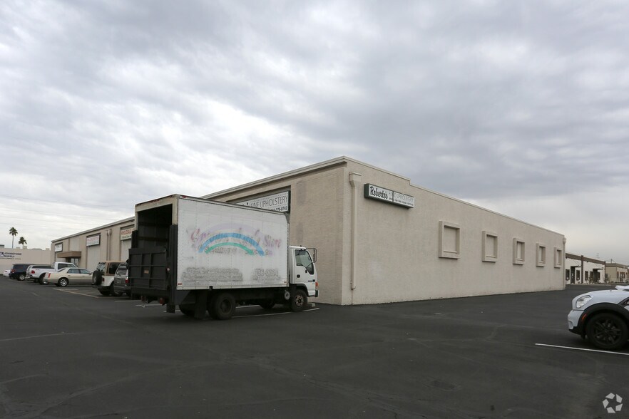 More Photos Of 3401-3407 N 35th Ave, Phoenix Warehouse For Lease