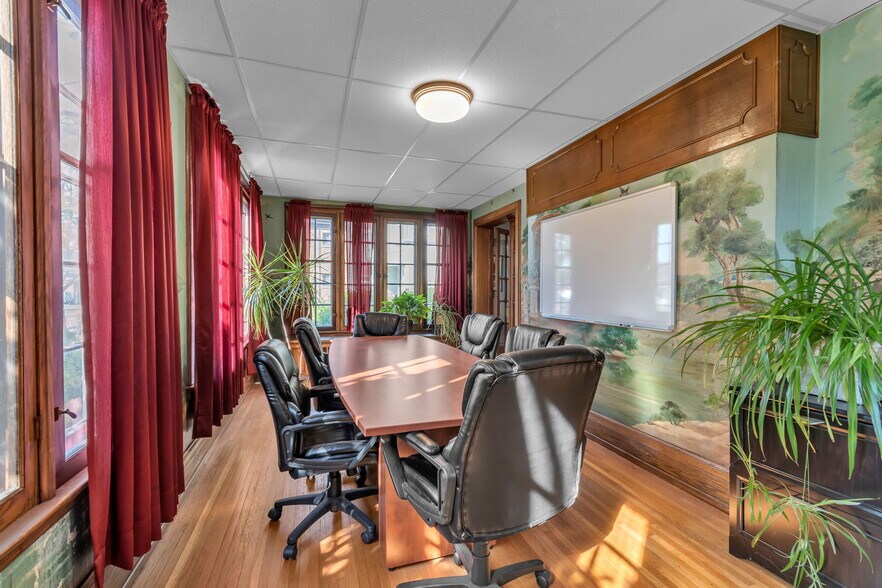 More Photos Of 2740 Main St, Buffalo Office Residential For Sale