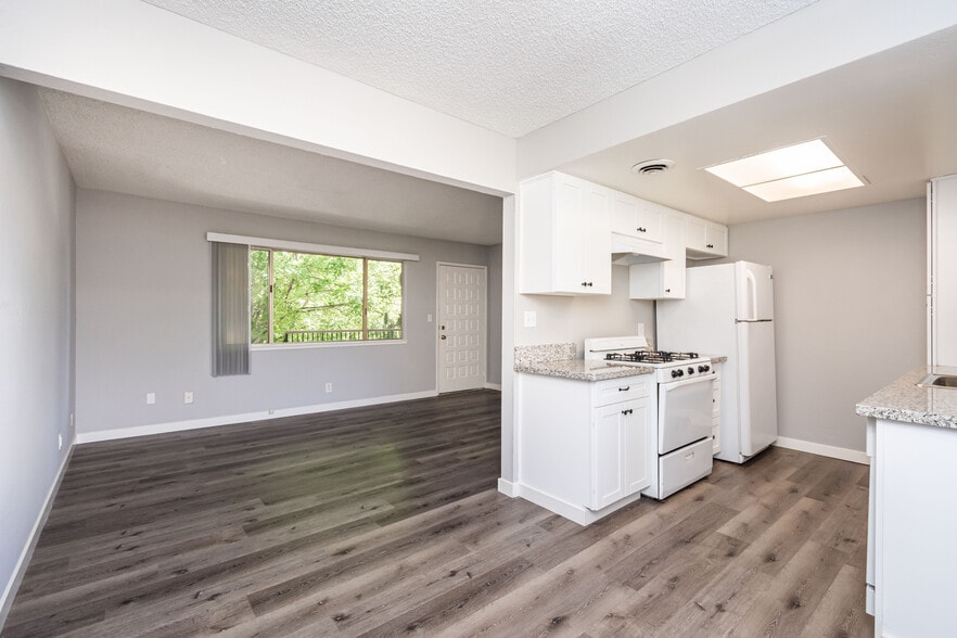 More Photos Of 2520 Northrop Ave, Sacramento Apartments For Sale