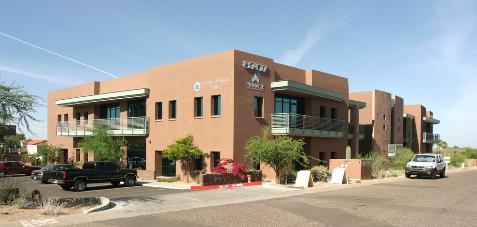 More Photos Of 8707 E Vista Bonita Dr, Scottsdale Office For Lease