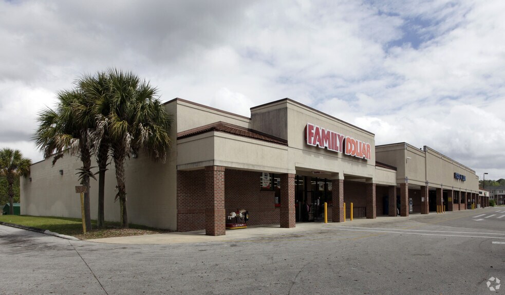 More Photos Of 2286-2308 SE Hawthorne Rd, Gainesville General Retail For Sale
