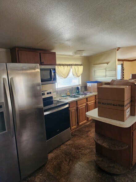 More Photos Of 23927 Alanwood Dr, San Antonio Manufactured Housing Mobile Home Park For Sale