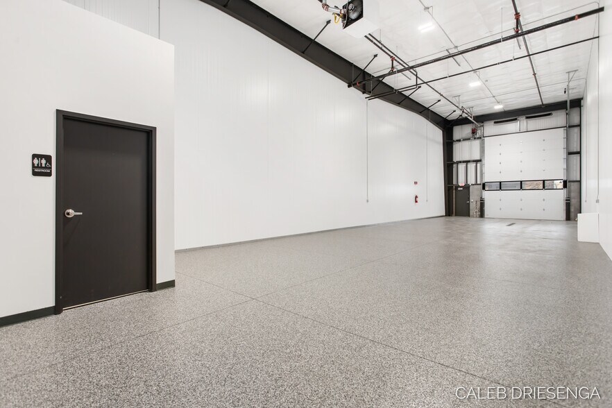More Photos Of 460 Cleveland Ave, Holland Self Storage For Sale
