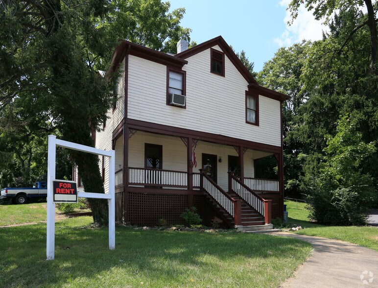 Primary Photo Of 321 S Royal Ave, Front Royal Coworking Space