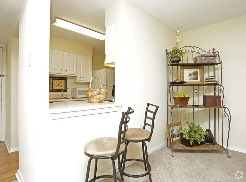 More Photos Of 1901 Lafayette St, Gretna Apartments For Sale