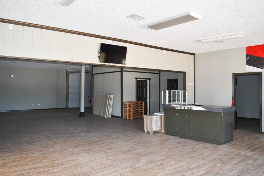 More Photos Of 429 Frankford Ave, Lubbock Freestanding For Lease