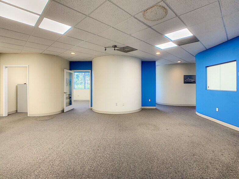 More Photos Of 777 SE 20th St, Fort Lauderdale Loft Creative Space For Lease