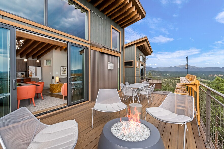 More Photos Of 893 Dick Mountain Drive, Bailey Specialty For Sale