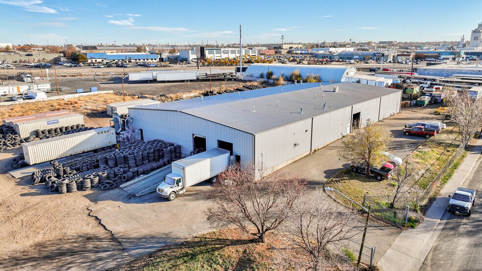 More Photos Of 4970 Cook St, Denver Warehouse For Sale