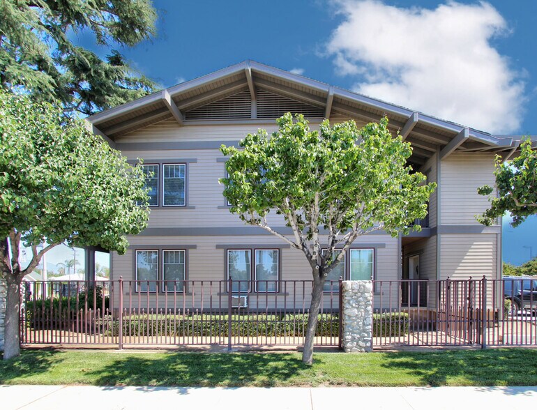 More Photos Of 437 N Riverside Ave, Rialto Loft Creative Space For Sale