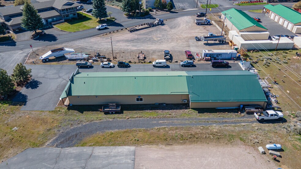 More Photos Of 723 N Curtis Ct, Sisters Industrial For Sale