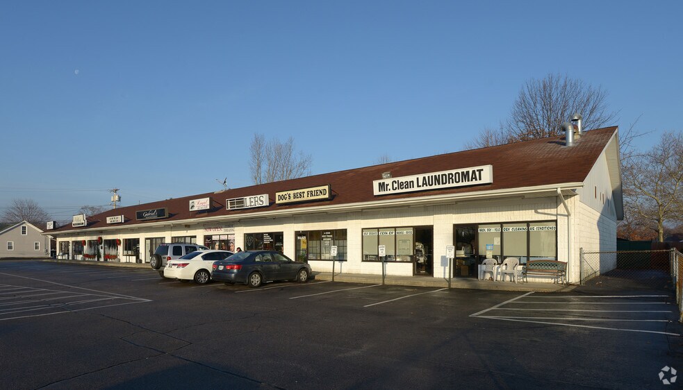 More Photos Of 37-39 Phenix Ave, Cranston Freestanding For Sale