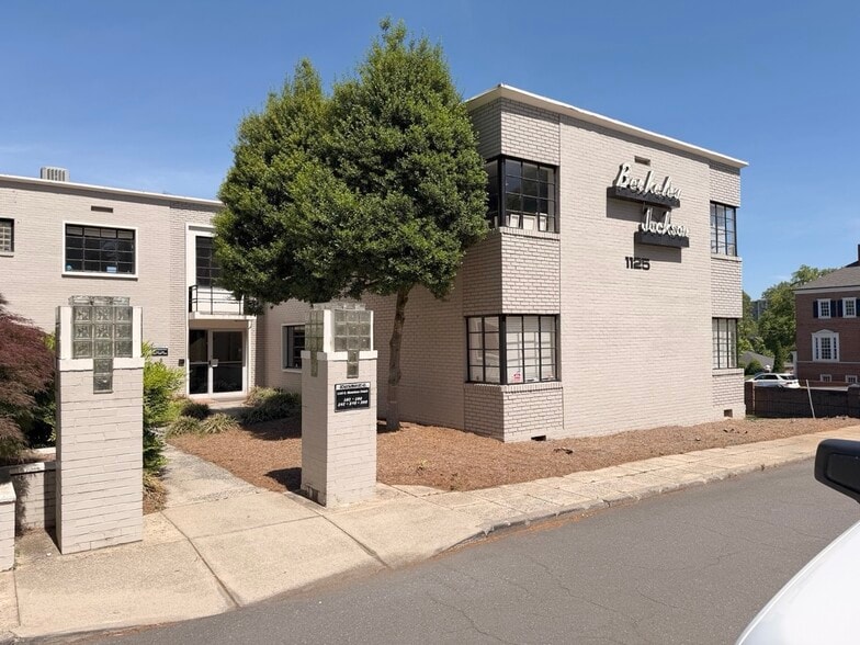 Primary Photo Of 1125 E Morehead St, Charlotte Office For Lease