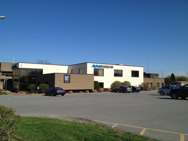 More Photos Of 687 Lee Rd, Rochester Medical For Lease