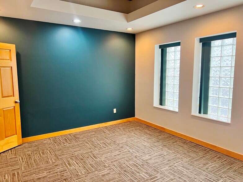 More Photos Of 411 Front St, Brainerd Office For Lease