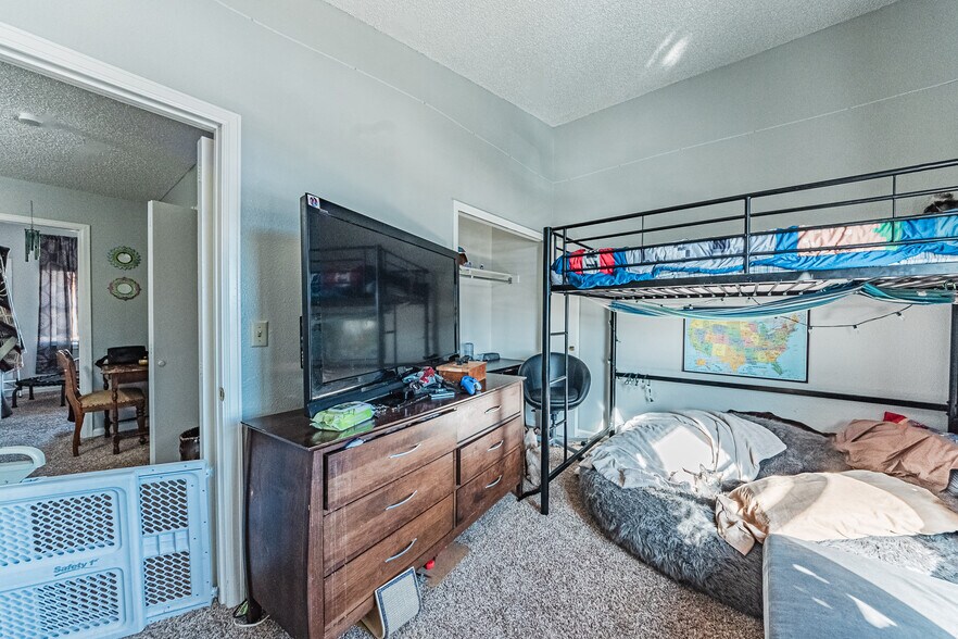 More Photos Of 6970 Peyote Way, Colorado Springs Apartments For Sale