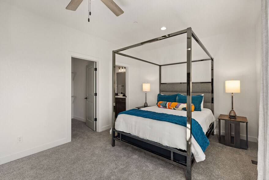 More Photos Of 201 S 8th St, Quincy Apartments For Sale