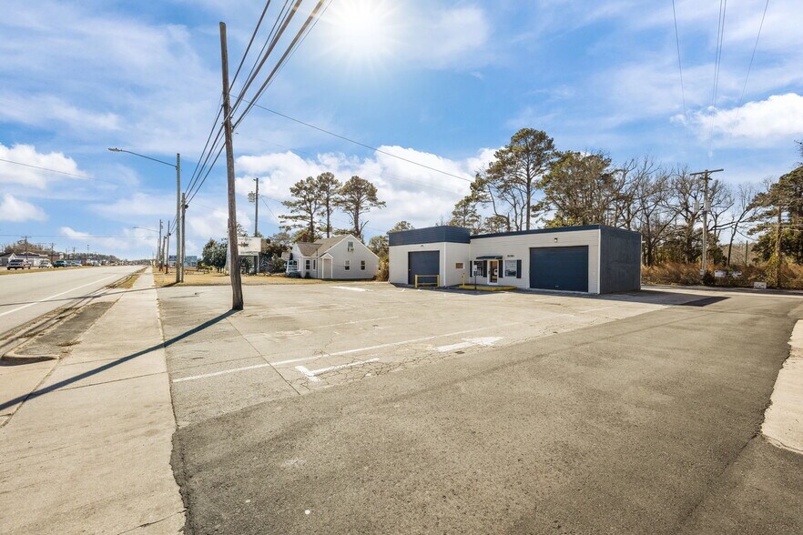 More Photos Of 508 E Main St, Havelock Carwash For Sale