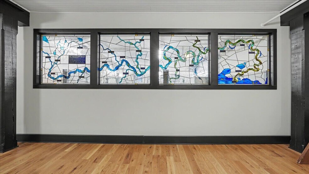 More Photos Of 102 Walnut St, Winona Office Residential For Sale