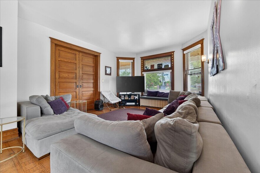 More Photos Of 415 W Forest Ave, Ypsilanti Sorority Fraternity House For Sale