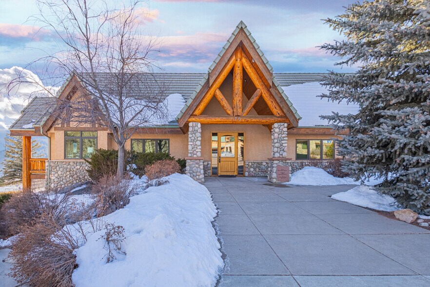 More Photos Of 70 Morning Sun Dr, Woodland Park Loft Creative Space For Sale